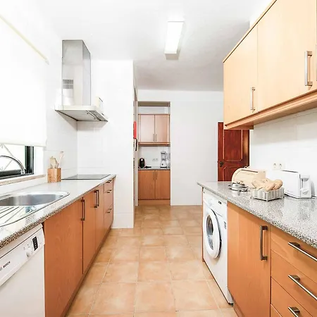 Daffodil Golf Villa *